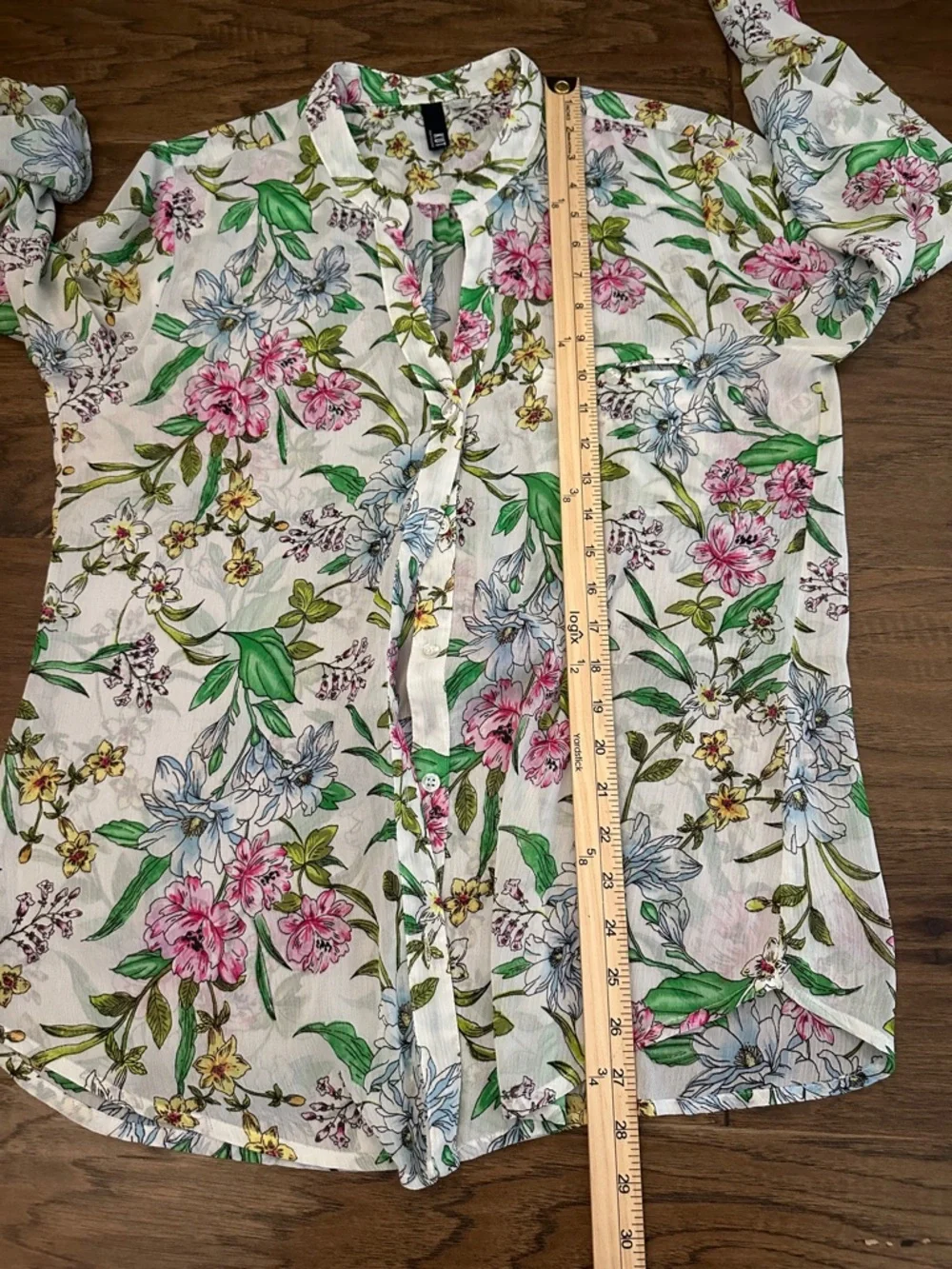 NWOT  KUT from KLOTH Jasmine sheer Cream Pink L Button Blouse